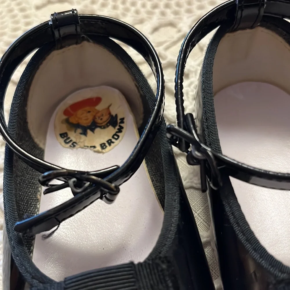 Host pick 🎉 Vintage Buster Brown patent leather baby shoes